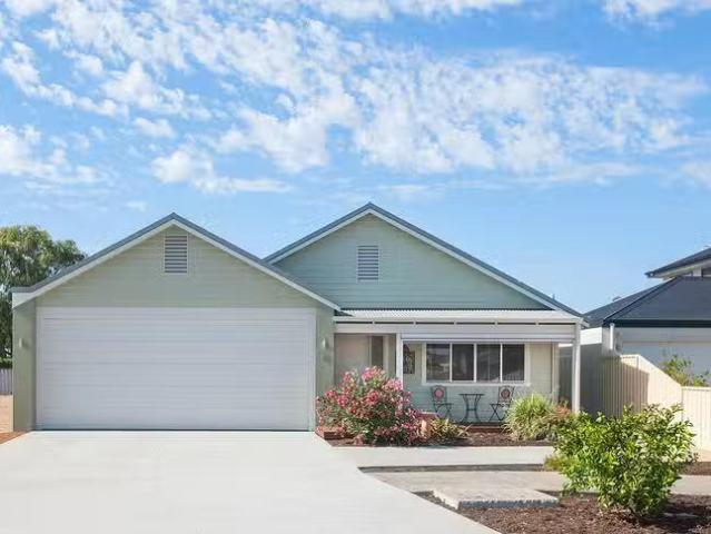 House for rent in Loch Sport, Victoria