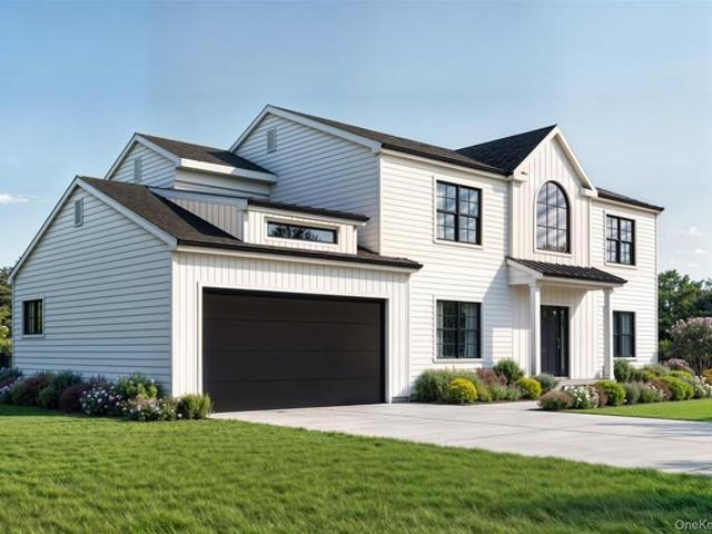 House for sale in Miller Place, New York
