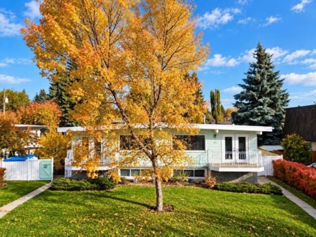 House for sale in Silver Springs, Calgary
