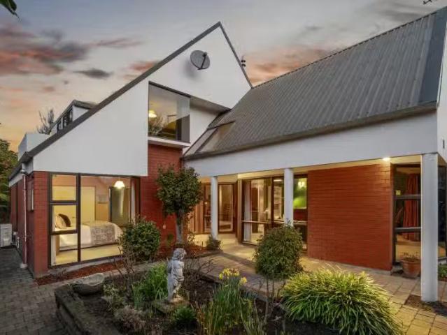 House for sale in Fendalton, Canterbury