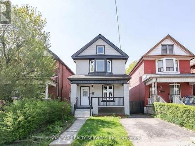 House for rent in Ancaster, Ontario