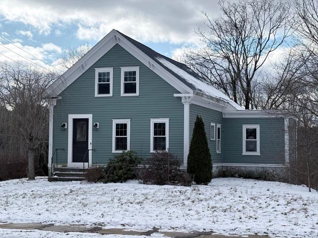 House for sale in Plainville, Massachusetts