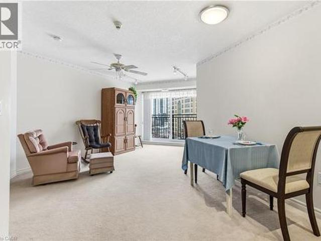 Condo for sale in Kitchener, Ontario