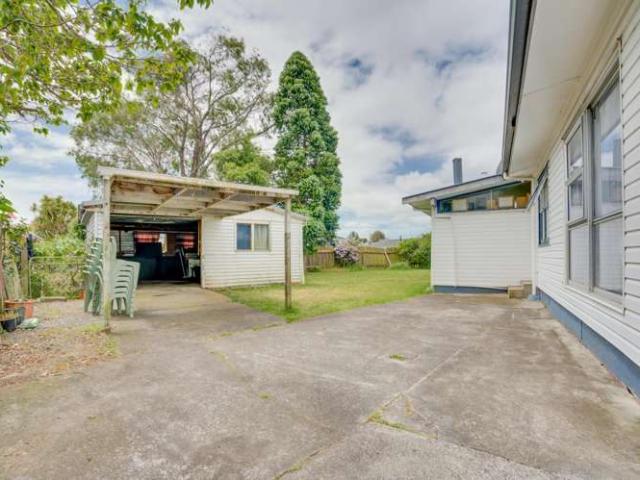 House for sale in Owhata, Oroua County