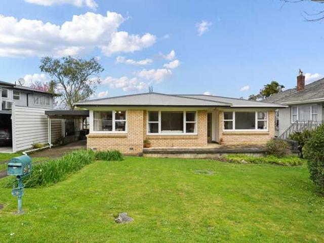 House for sale in Melville, Hamilton City