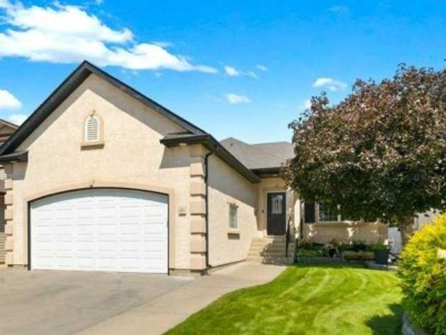 House for sale in Medicine Hat, Alberta