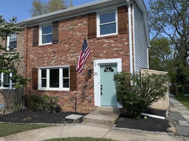 Townhouse for sale in Virginia
