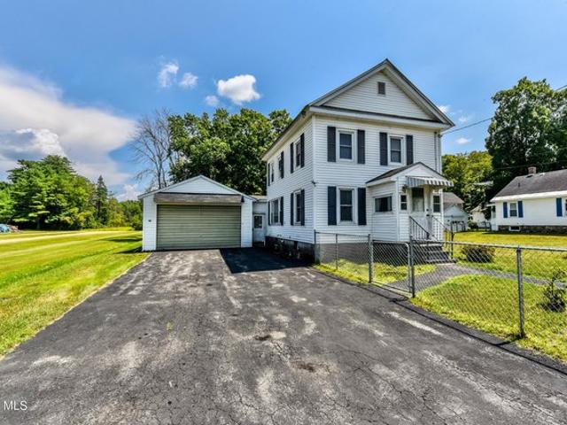 House for sale in Broadalbin, New York