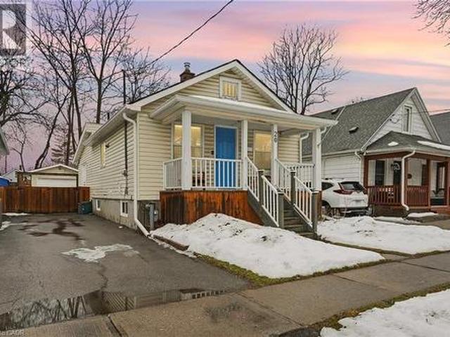 House for sale in Niagara, Ontario