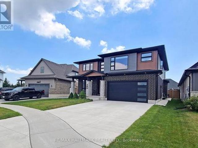 House for sale in St. Thomas, Ontario