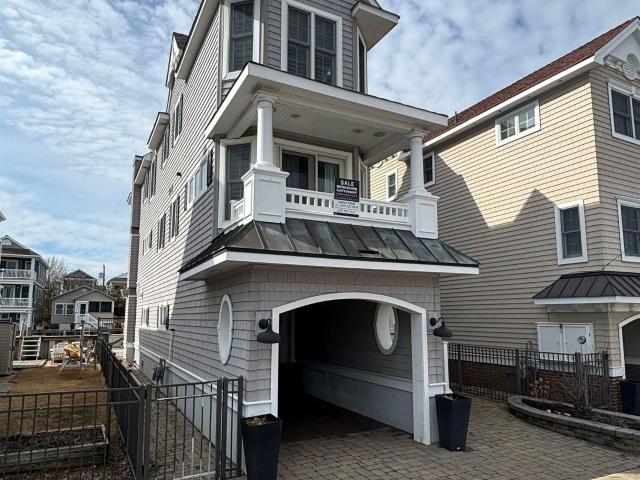House for sale in Ocean City, New Jersey