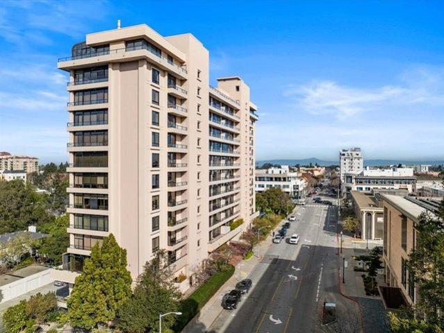 Condo for sale in San Mateo, California