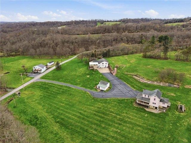 House for sale in Burgettstown, Pennsylvania