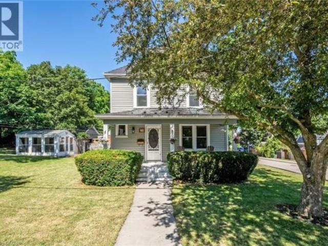 House for sale in Ancaster, Ontario