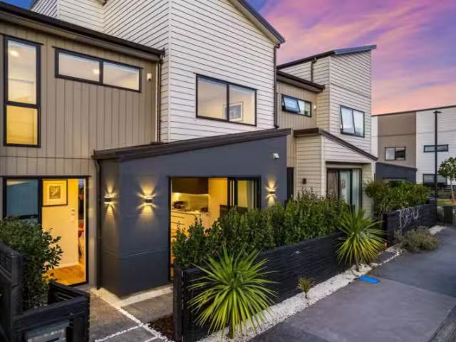 House for sale in Waitākere, Waitākere Ranges