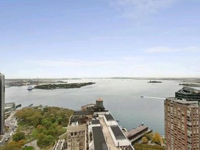 Condo for sale in Arverne, New York