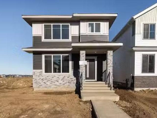 House for sale in Spruce Grove, Alberta