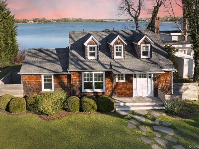 House for sale in Wainscott, New York
