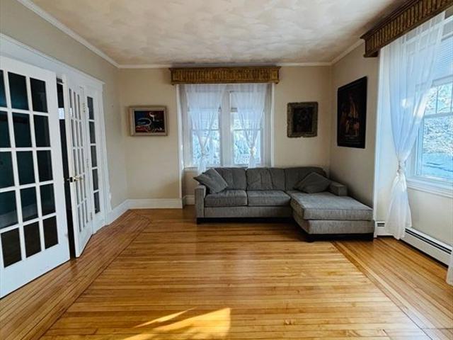 House for rent in Auburndale, Massachusetts