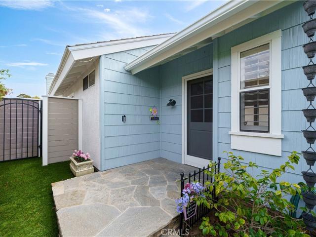 Condo for sale in Woodbridge, Irvine