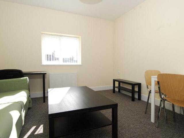 Apartment for rent in Greenbank, Mount Wise