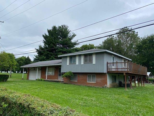 House for sale in Hebron, Ohio
