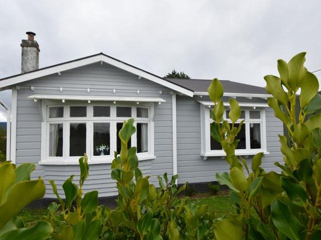 House for rent in Carterton, Carterton District