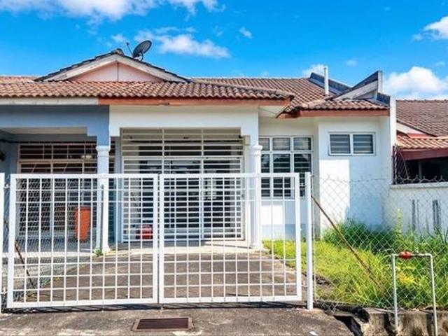 Terraced House for sale in Sendayan Village, Negeri Sembilan