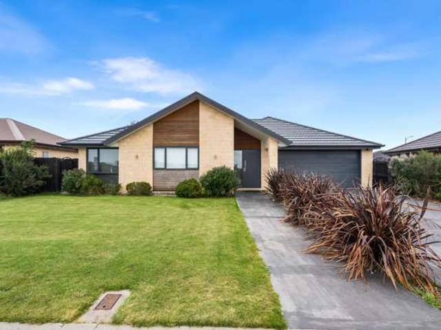 House for sale in Lincoln, Canterbury