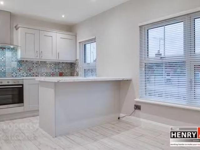 Apartment to rent in Strand, South Tipperary