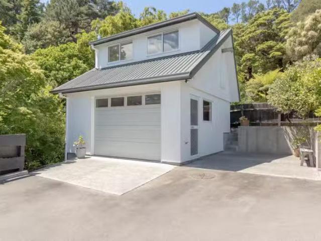 House for sale in Pauatahanui, Wellington