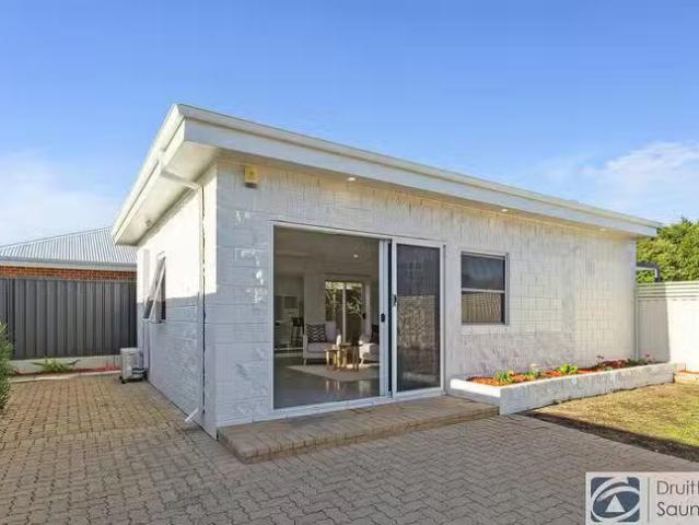 Apartment for rent in Dianella