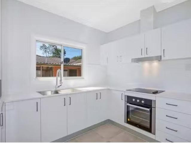 House for rent in Bateau Bay, New South Wales