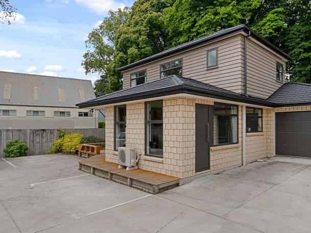 House for rent in Chaslands, Canterbury