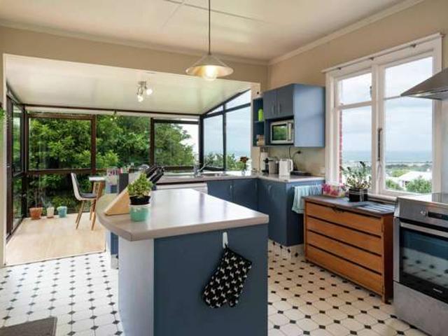 House for rent in Otakou