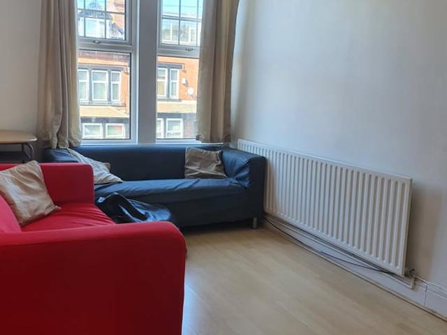 Apartment for rent in Beckett Park, Headingley