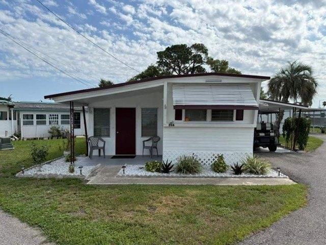 House for sale in Tavares, Florida