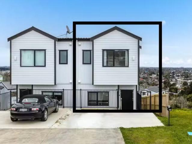 Apartment for sale in Papakura