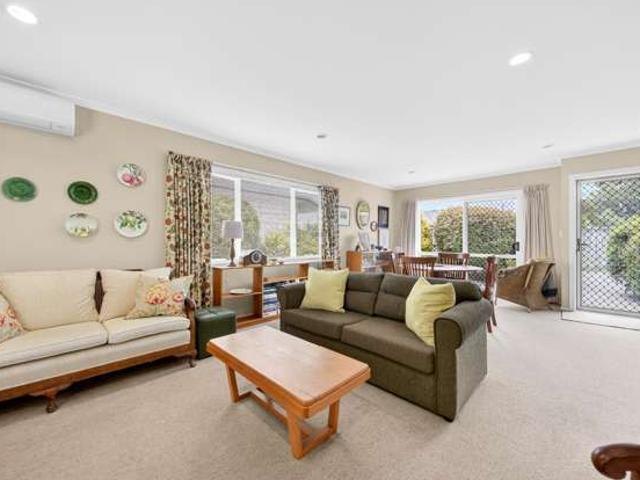 Townhouse for sale in Opaki, Wellington