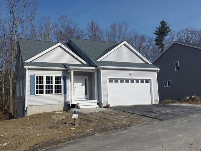 House for sale in North Uxbridge, Massachusetts