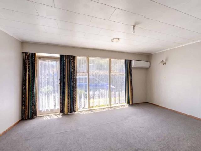 Apartment for rent in Paraparaumu Beach, Wellington