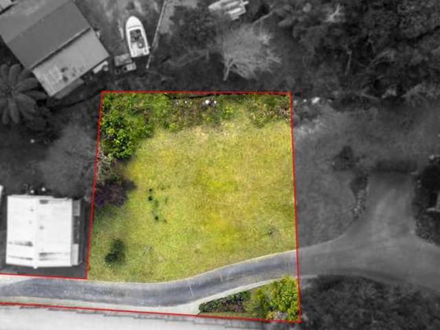Land for sale in Pauatahanui, Wellington