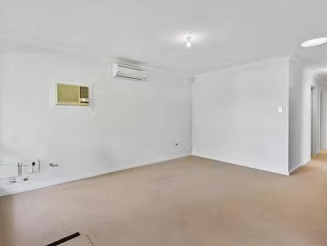 House for rent in Dudley Park