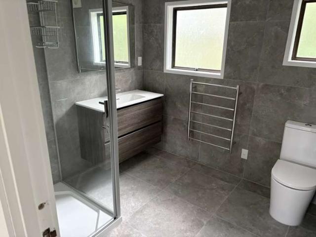 Townhouse for rent in Whangaparaoa, Oroua County