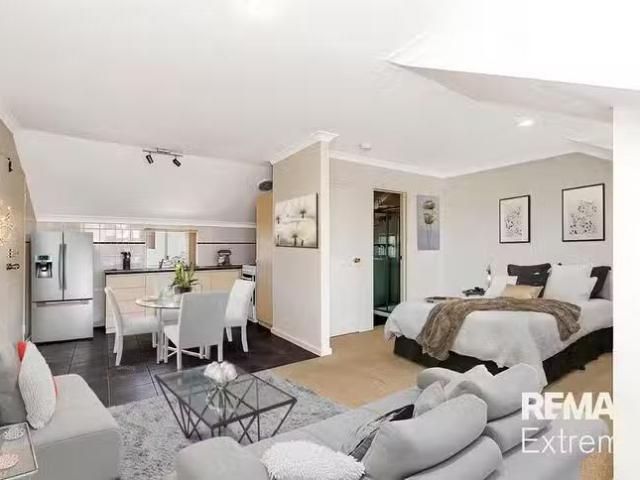 Apartment for rent in Parklands, Western Australia