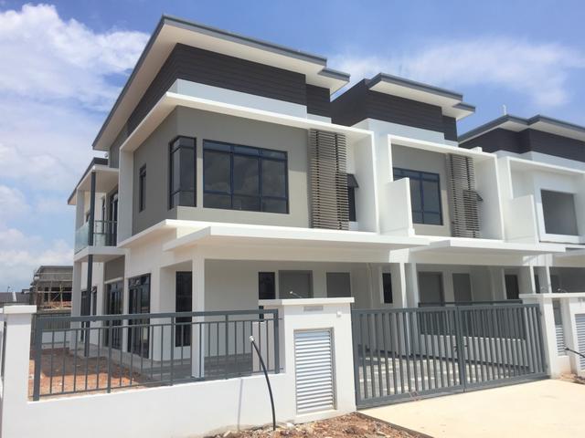 Terraced House for sale in Sendayan Village, Negeri Sembilan
