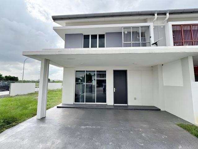 Terraced House for sale in Sendayan Village, Negeri Sembilan