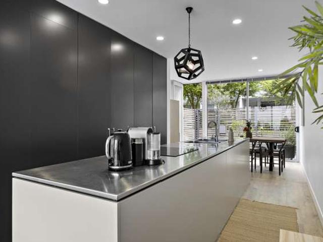 Apartment for sale in Freemans Bay