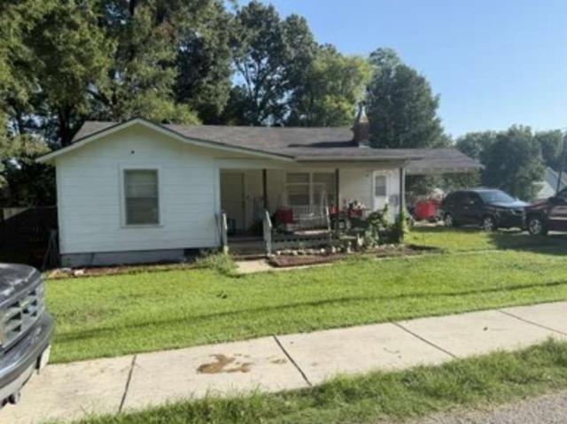 House for sale in Calera, Alabama