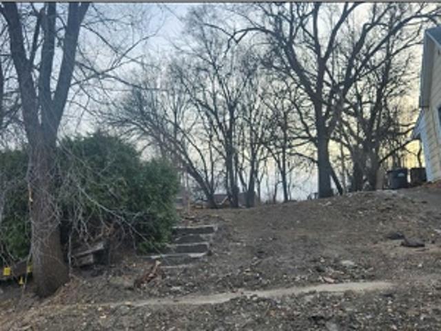 House for sale in Clinton, Iowa